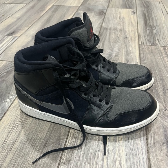Jordan Winterized Black and Gray Men's High-Top Sneakers Size 11 - Picture 1 of 6